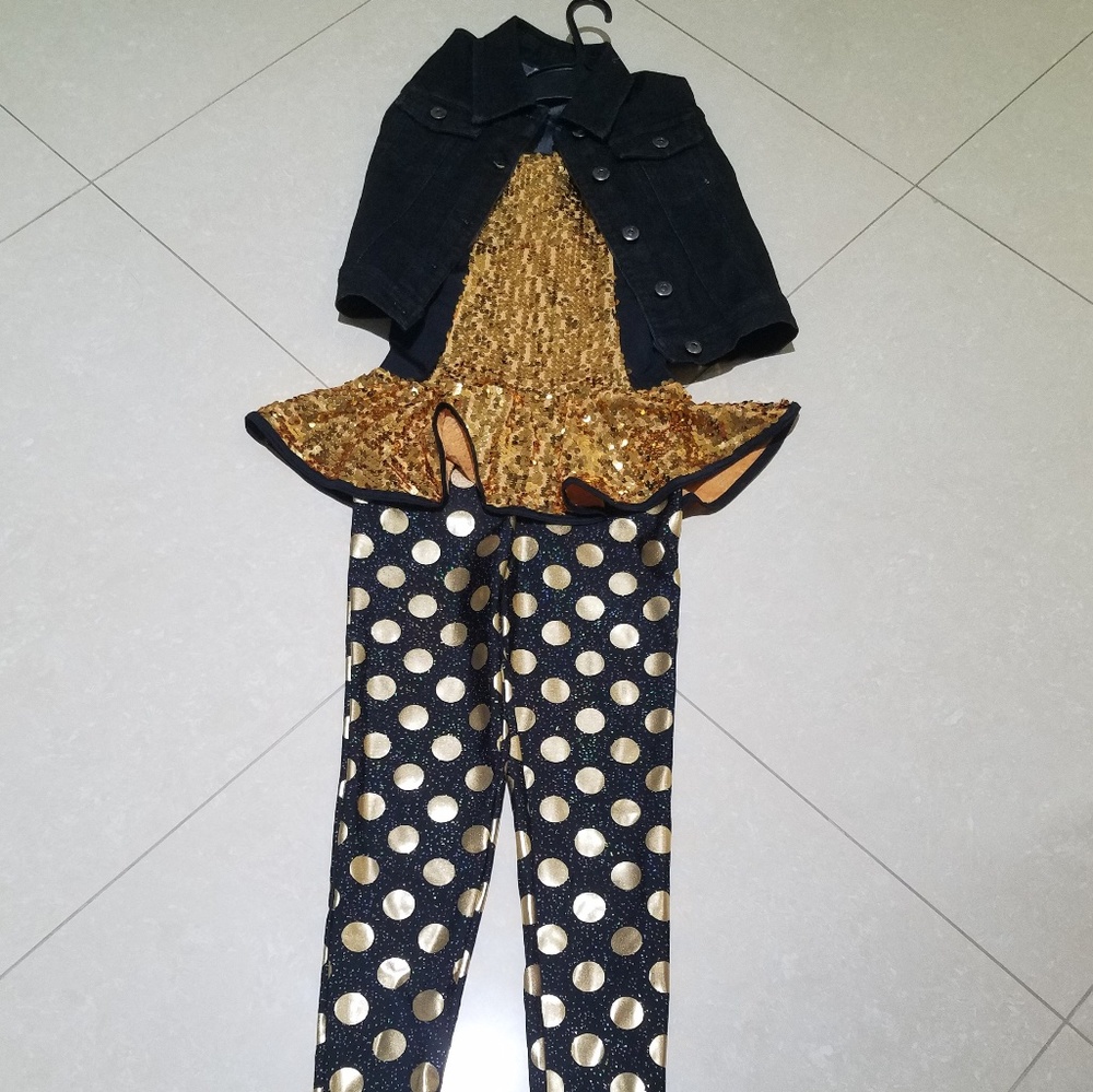 Preowned Dance Costume Set